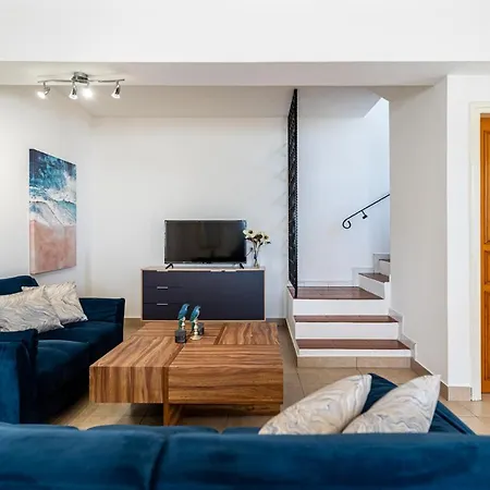 Seashore 3-br In *